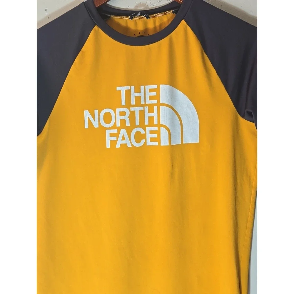 The North Face Boys XL 18/20 Orange Logo T-Shirt Youth Short Sleeve UPF 50‎ Tee